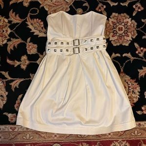 laRok white strapless dress with studded belt attached size S